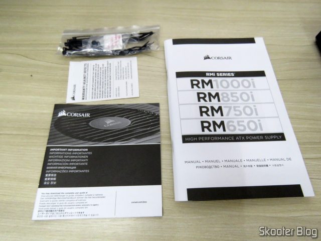Manuais e Folhetos da Fonte de alimentação Corsair RMi Series™ RM850i.