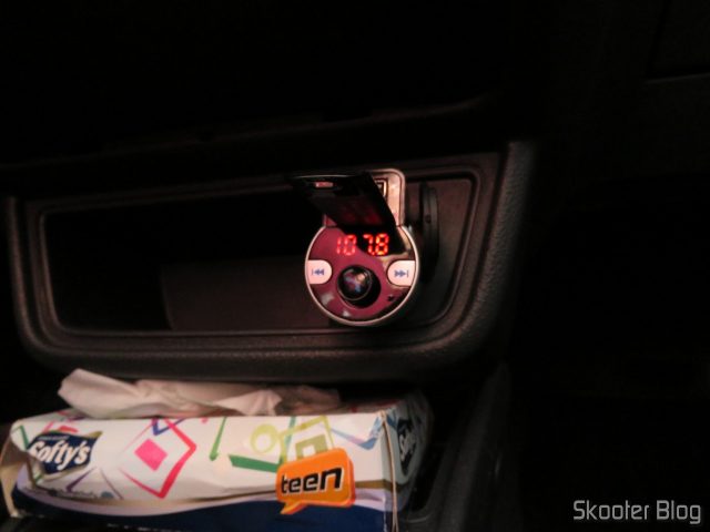 Vention Car Bluetooth Player Multifunção, em funcionamento.Vention Car Bluetooth Player Multifunção, em funcionamento.