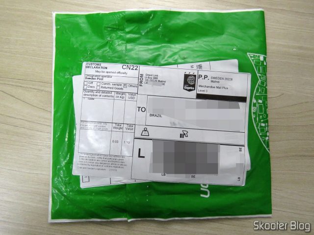 Pacote com o Cabo USB Tipo C para Carga e Dados Ugreen 25cm.
