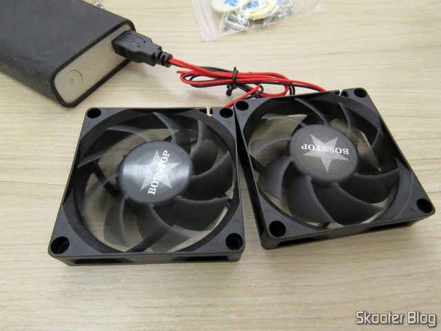 Teste dos Ventiladores (Fans) para Roteador ASUS RT-AC86U e RT-AC68U com alimentação do powerbank.