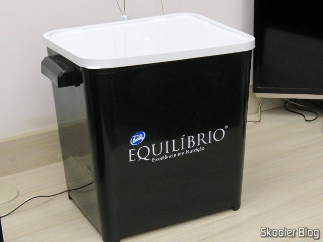 Container Canister Furacão Pet - Brinde da Ração Equilíbrio.