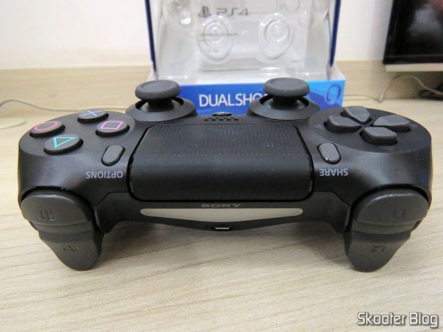 Controle para PS4 Sem Fio Dualshock 4 Sony.