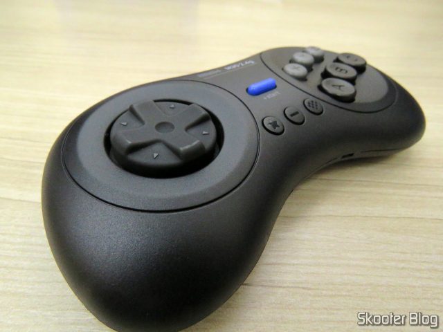 8BitDo M30.