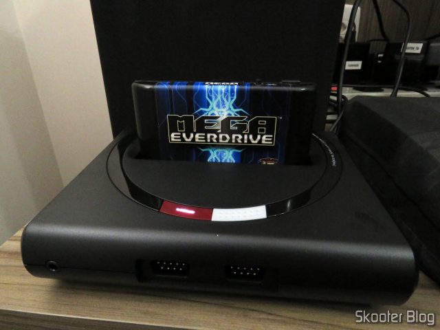 Analogue Mega Sg com o Mega Everdrive X7.