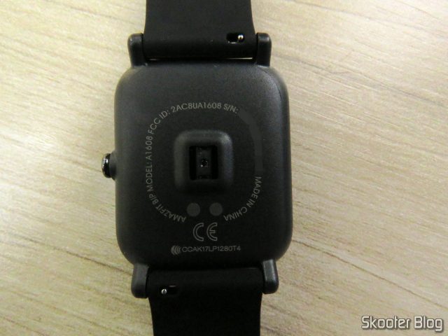 Traseira do Relógio Smartwatch Xiaomi Huami Amazfit Bip.