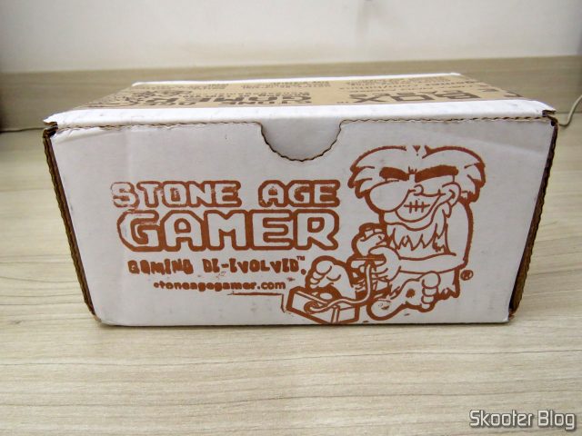 Caixa da Stone Age Gamer com a nova placa do Mega Everdrive X7.