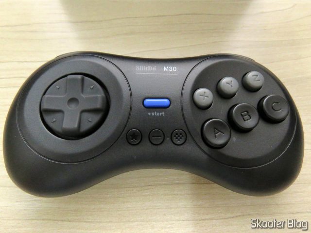 8BitDo M30 Bluetooth.