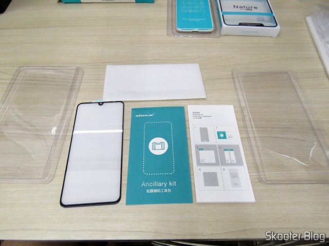 Película de Vidro Cobertura Total Nillkin para Xiaomi Mi 9.