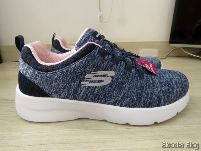 Tênis Skechers Dynamight 2.0 In A Flash Feminino - Marinho e Pink.