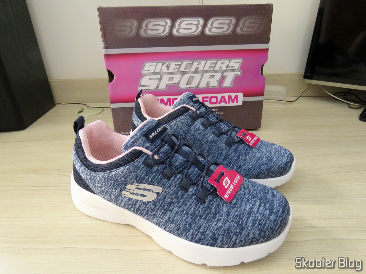 Tênis skechers hot sale dynamight preto