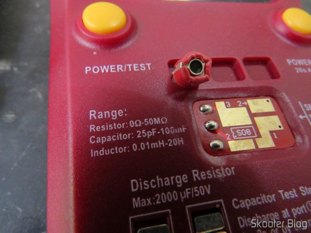 Capacitor variável, fora da faixa do testador, que começa em 25pF.