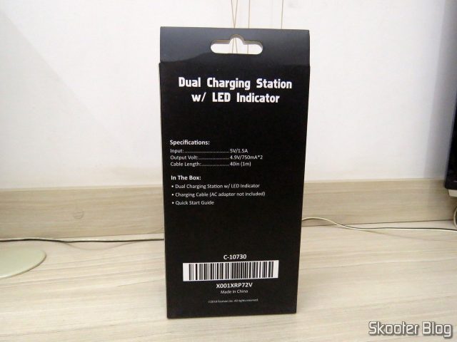 Fosmon PS4 Dual Charging Station, em sua embalagem.