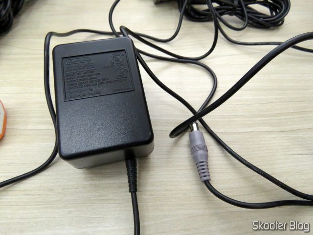 Fonte de Alimentação do Super Nintendo, após a limpeza.