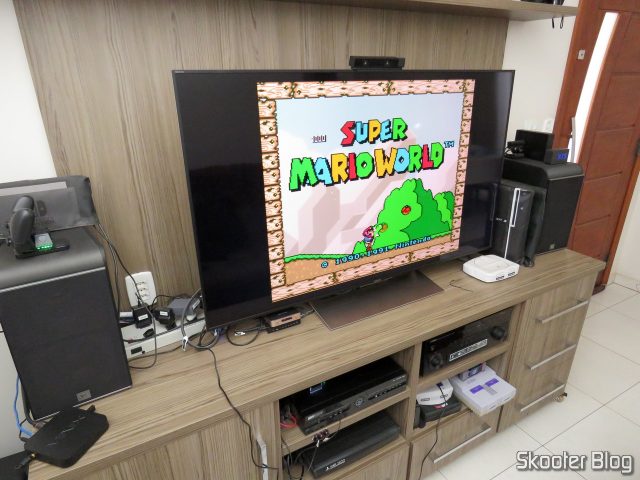 Super Nintendo Original NTSC PCB SHVC-CPU-01 CPU/PPU1/PPU2 1/1/1, conectado na TV LCD Sony 4K, através do Framemeister.