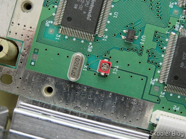 Super Nintendo Original NTSC PCB SHVC-CPU-01 CPU/PPU1/PPU2 2/1/3, por dentro, com o cristal oscilador original.