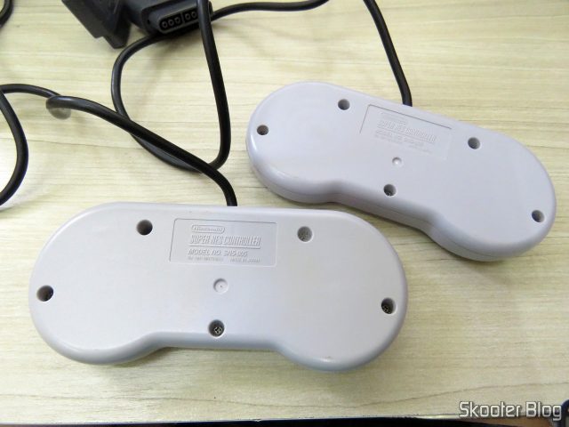 Controladores do Super Nintendo Original NTSC PCB SHVC-CPU-01 CPU/PPU1/PPU2 2/1/3, após a limpeza.