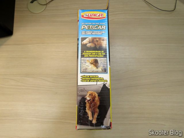 Capa Protetora para Banco Traseiro Pet & Car Impermeável Luxcar, em sua embalagem.