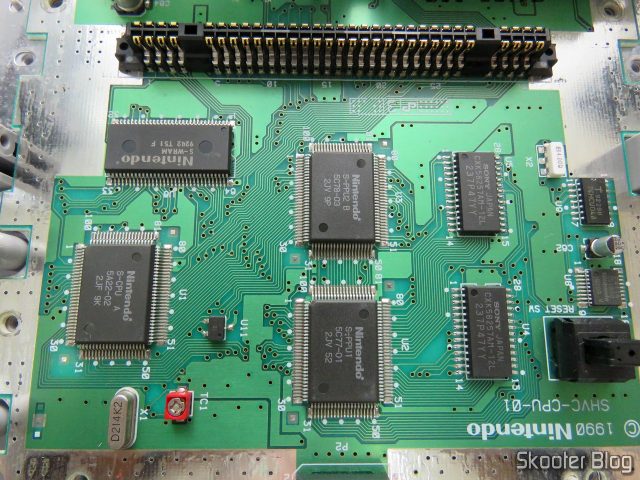 A placa do Super Nintendo.