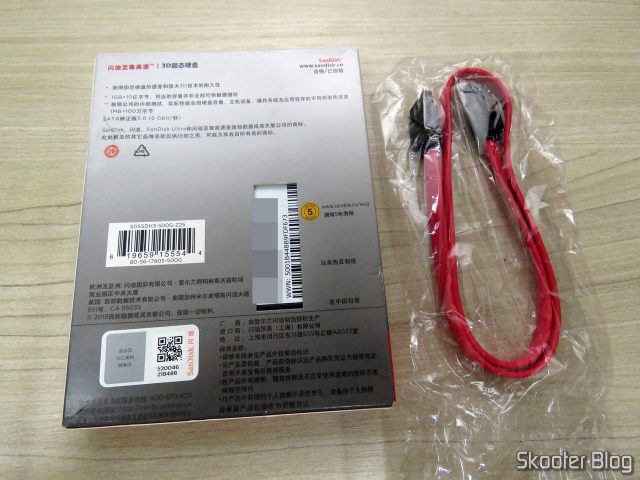 SSD Sandisk ULTRA 3D 500GB 2.5 polegadas SATA III, em sua embalagem, e cabo SATA de brinde.