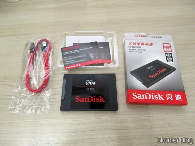 SSD Sandisk ULTRA 3D 500GB 2.5 polegadas SATA III, com embalagem e acessórios.