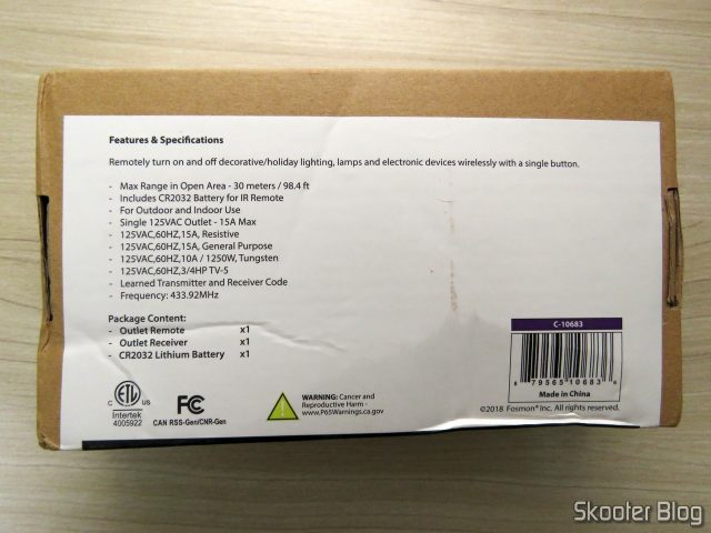 Fosmon Wireless Remote Control Outlet C-10683, em sua embalagem.