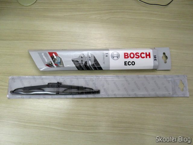 Palheta do Limpador Traseiro Original Bosch Eco 10E, em sua embalagem.