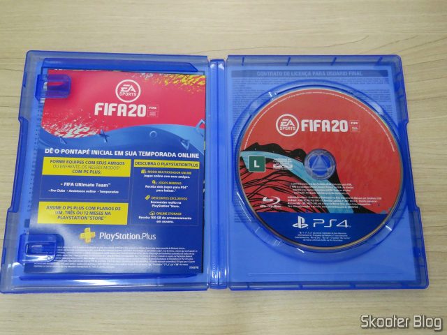 Fifa 20, do Playstation 4 (PS4), em sua embalagem.