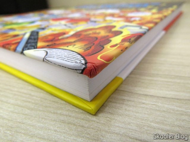 Canto amassado em "O Solvente Universal - Biblioteca Don Rosa Tio Patinhas E Pato Donald".