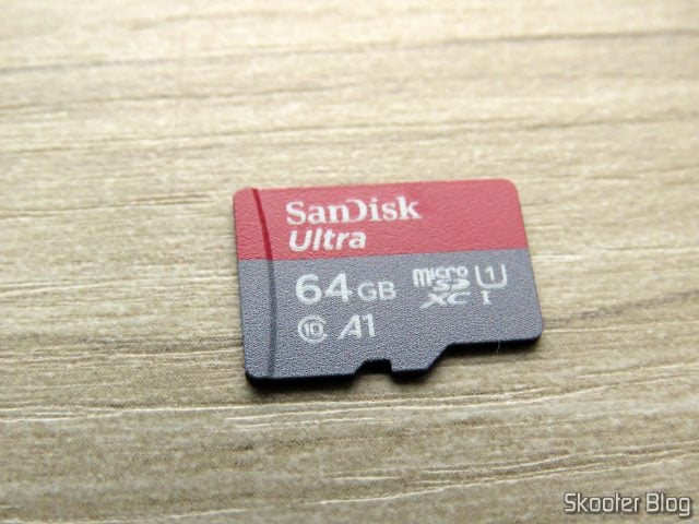 Cartão microSDXC Sandisk Ultra 64GB.