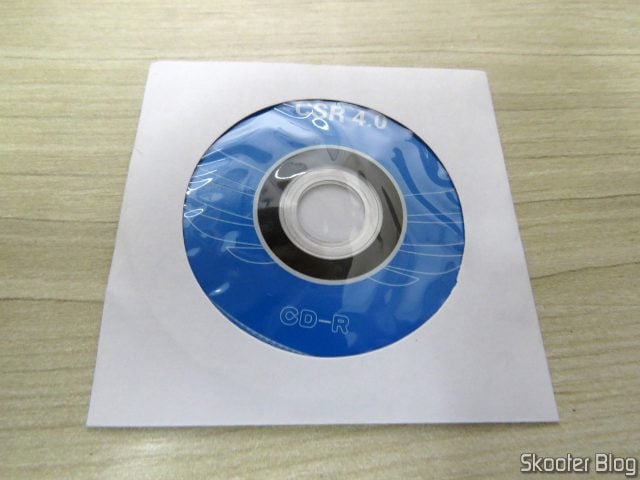Mini CD que acompanha o Mini Adaptador USB Bluetooth v4.0 CSR Dongle.