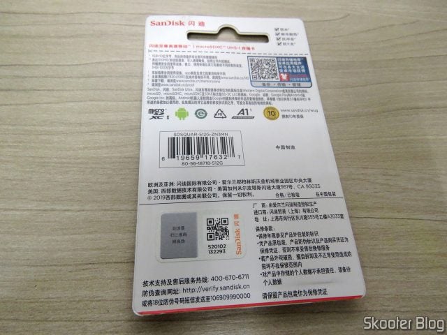 Cartão microSD Sandisk Ultra 512GB, em sua embalagem.