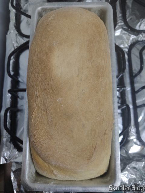 Pão de Máquina Assado no Forno Convencional a Gás