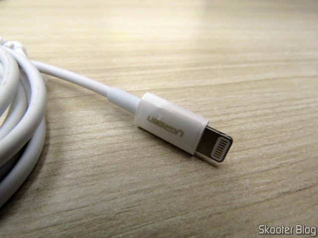 Cabo USB MFi para iPhone Ugreen Carga Rápida 2.4A e Dados.