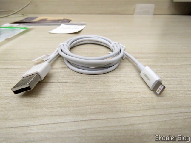 Cabo USB MFi para iPhone Ugreen Carga Rápida 2.4A e Dados.
