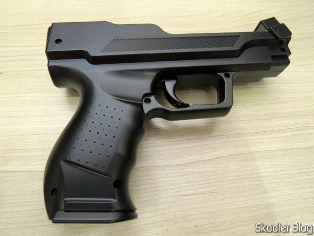 Pistola de Luz com Vibração para Controlador Wii Mote.