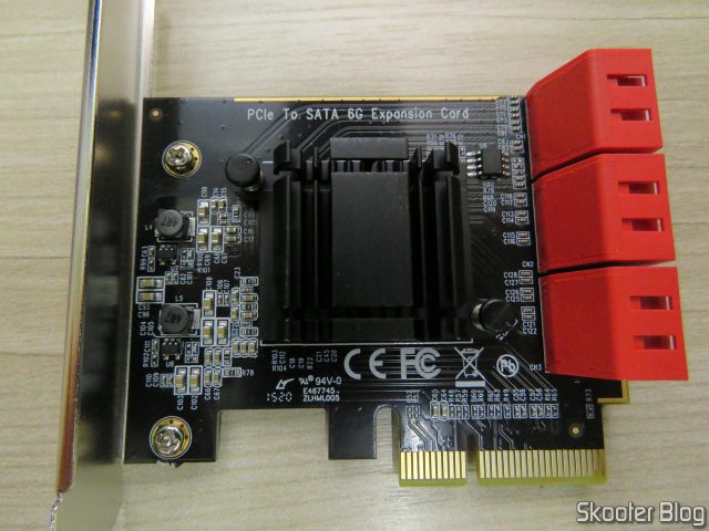 Placa PCI Express 3.0 x4 ZyDAS com 6 portas SATA 6Gbps e Controladora Asmedia ASM1166.