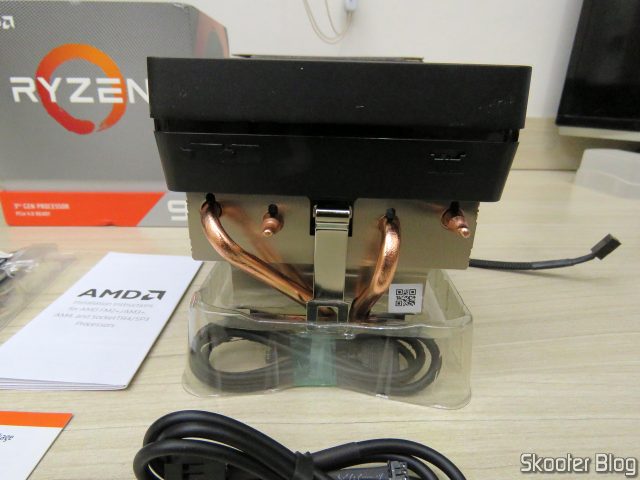 Cooler RGB que acompanha o Processador AMD Ryzen 9 3900X 12 núcleos, 24 threads.