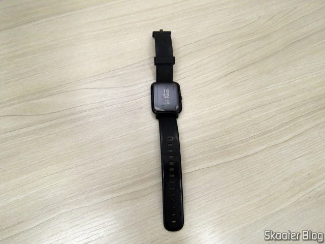 Passante de Pulseira de Relógio, já instalado no Amazfit Bip.