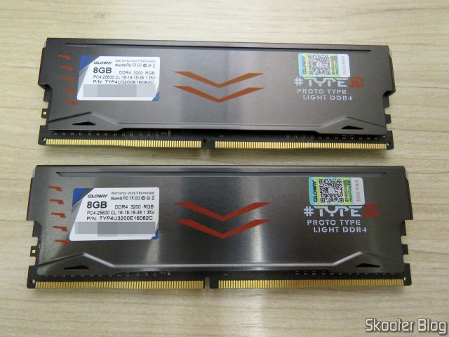 Módulos de Memória Gloway DDR4 16GB (2x8GB) 3200 MHz RGB.