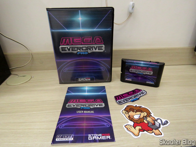 Mega EverDrive Pro Deluxe (Retro Space).