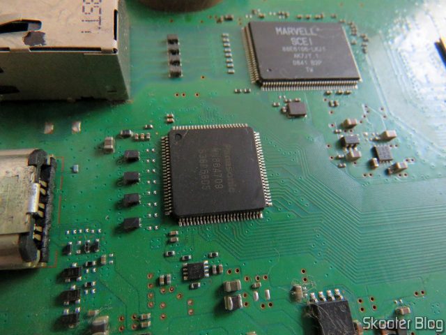 O chip HDMI que foi substituído em 2015.