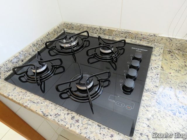 Cooktop 4 bocas Brastemp com duplachama e timer touch - BDT62AE - BIVOLT, já instalado.