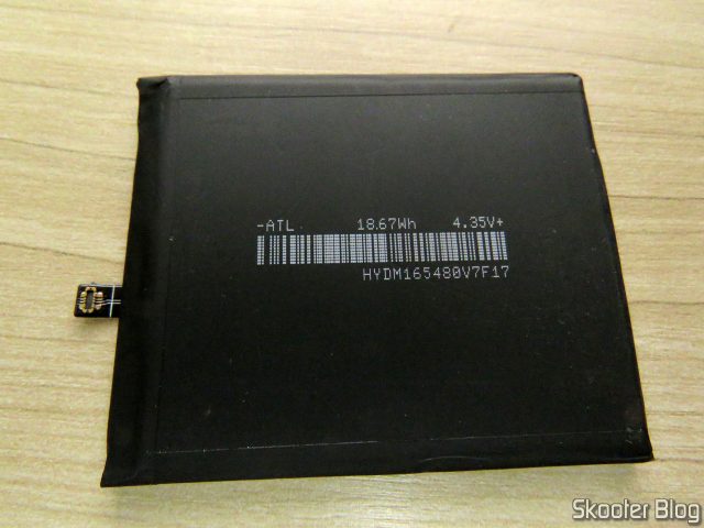 Bateria Xiaomi BM3L adquirida na Shopee.