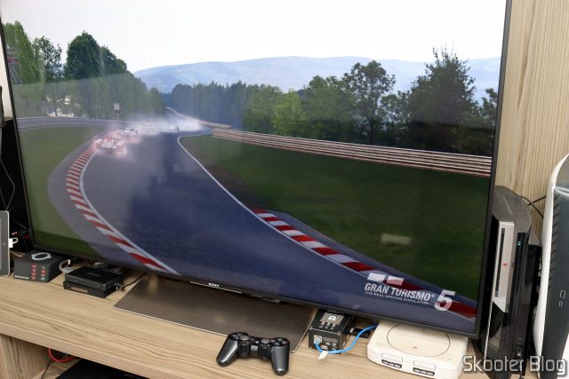 PlayStation 3 em funcionamento após o "mod da borracha".