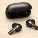 Xiaomi Redmi Buds 4 Pro TWS Earphone, com seu estojo.