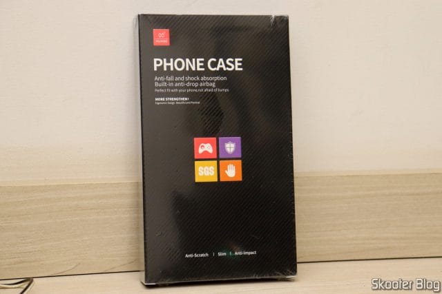 Capa para Xiaomi 12 Xundd à Prova de Choque Transparente, em sua embalagem.