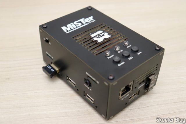 Meu MiSTer FPGA com a Placa RTC (Relógio em Tempo Real) para o MiSTer FPGA da RetroScaler com Soldagem Manual instalada.