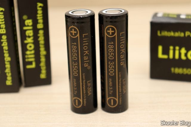 2 Baterias Recarregáveis Li-Ion LiitoKala Lii-35A 18650 3500mAh 3.7V Alta Drenagem para Lanterna.