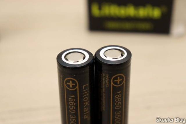 2 Baterias Recarregáveis Li-Ion LiitoKala Lii-35A 18650 3500mAh 3.7V Alta Drenagem para Lanterna.