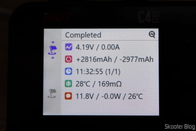 Resultado da Análise das 2 Baterias Recarregáveis Li-Ion LiitoKala Lii-35A 18650 3500mAh 3.7V Alta Drenagem para Lanterna no Carregador Inteligente C4 Evo.